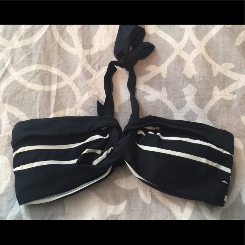 Liz Claiborne bathing suit top black white